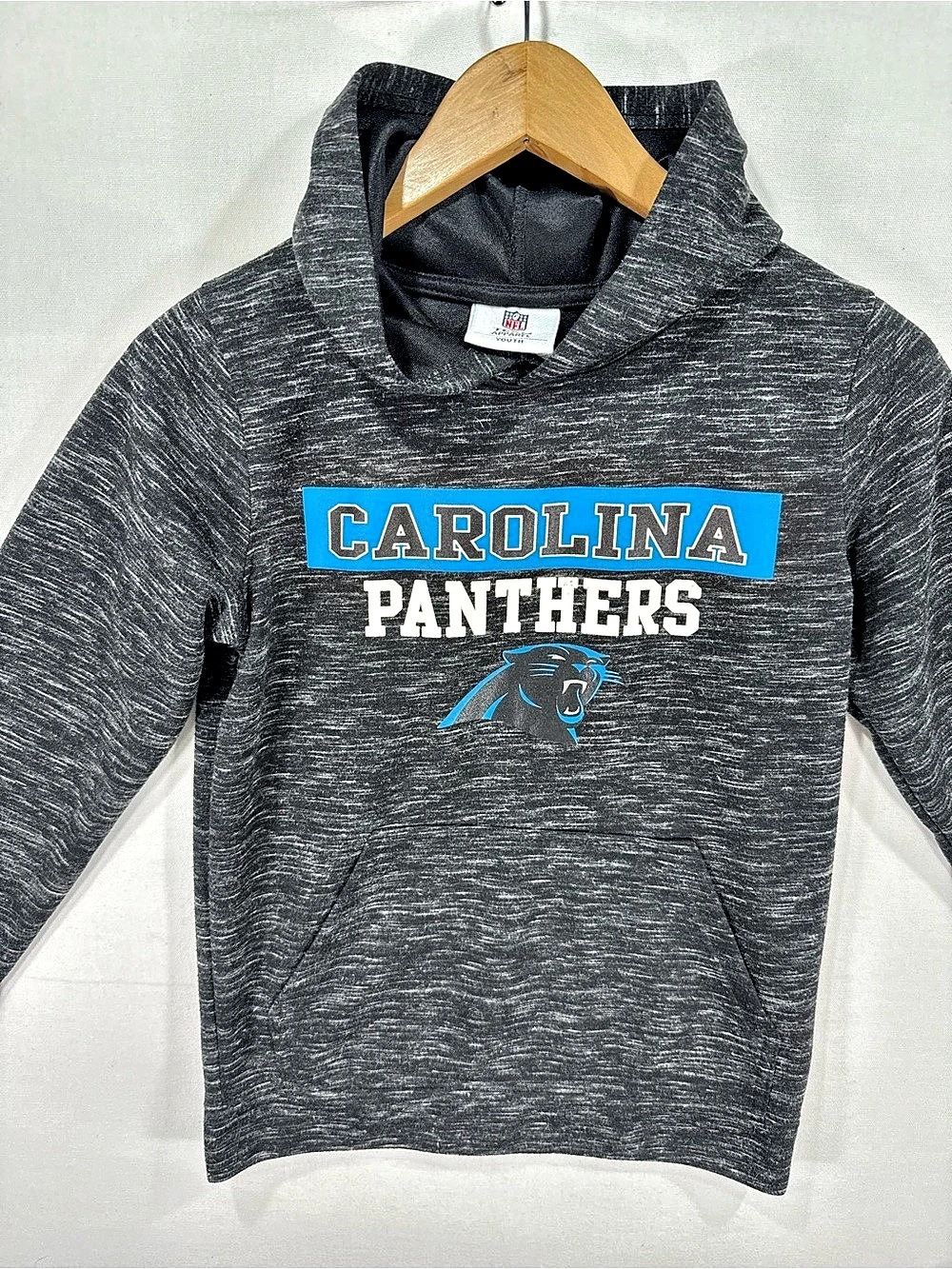 NFL Team Apparel Carolina Panthers Boys Medium (8) Panthers Hoodie Black & Blue
